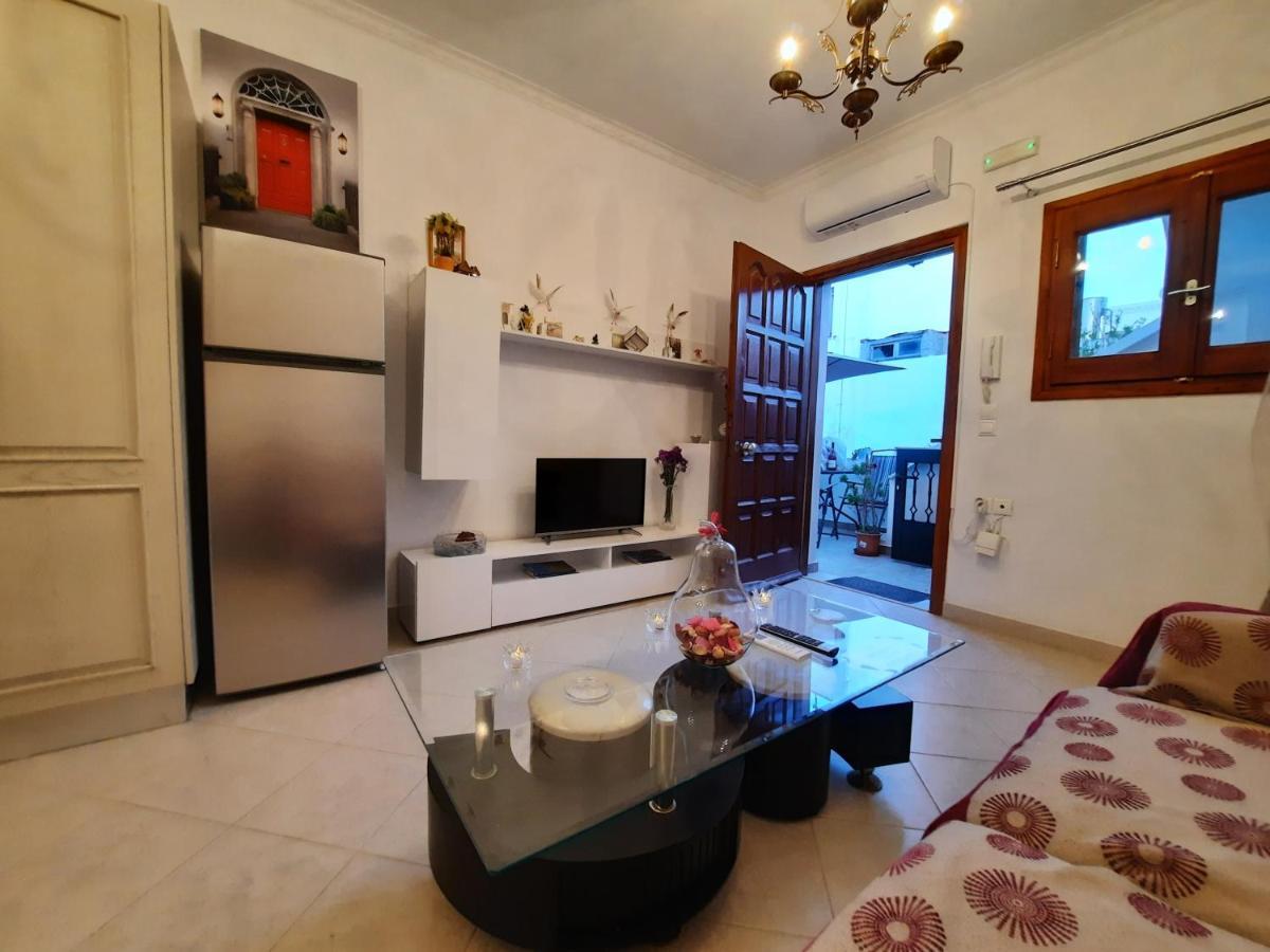 Appartement Beautiful House In Naxos à Naxos City Extérieur photo