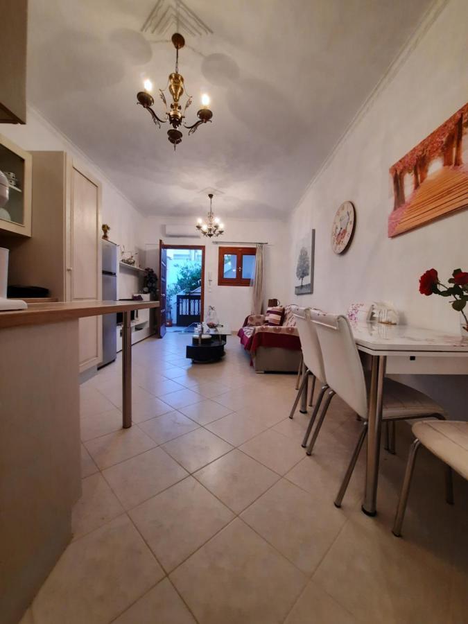 Appartement Beautiful House In Naxos à Naxos City Extérieur photo